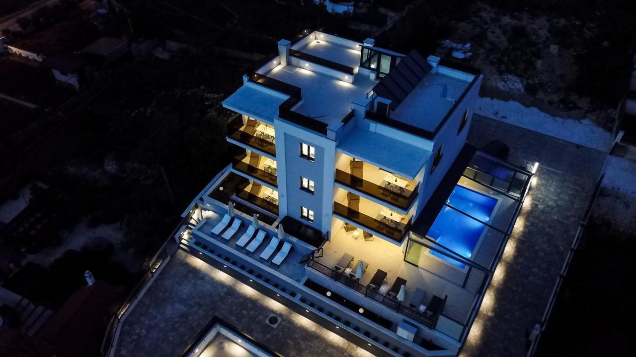 Villa 23 A Heated Pool Trogir Zewnętrze zdjęcie