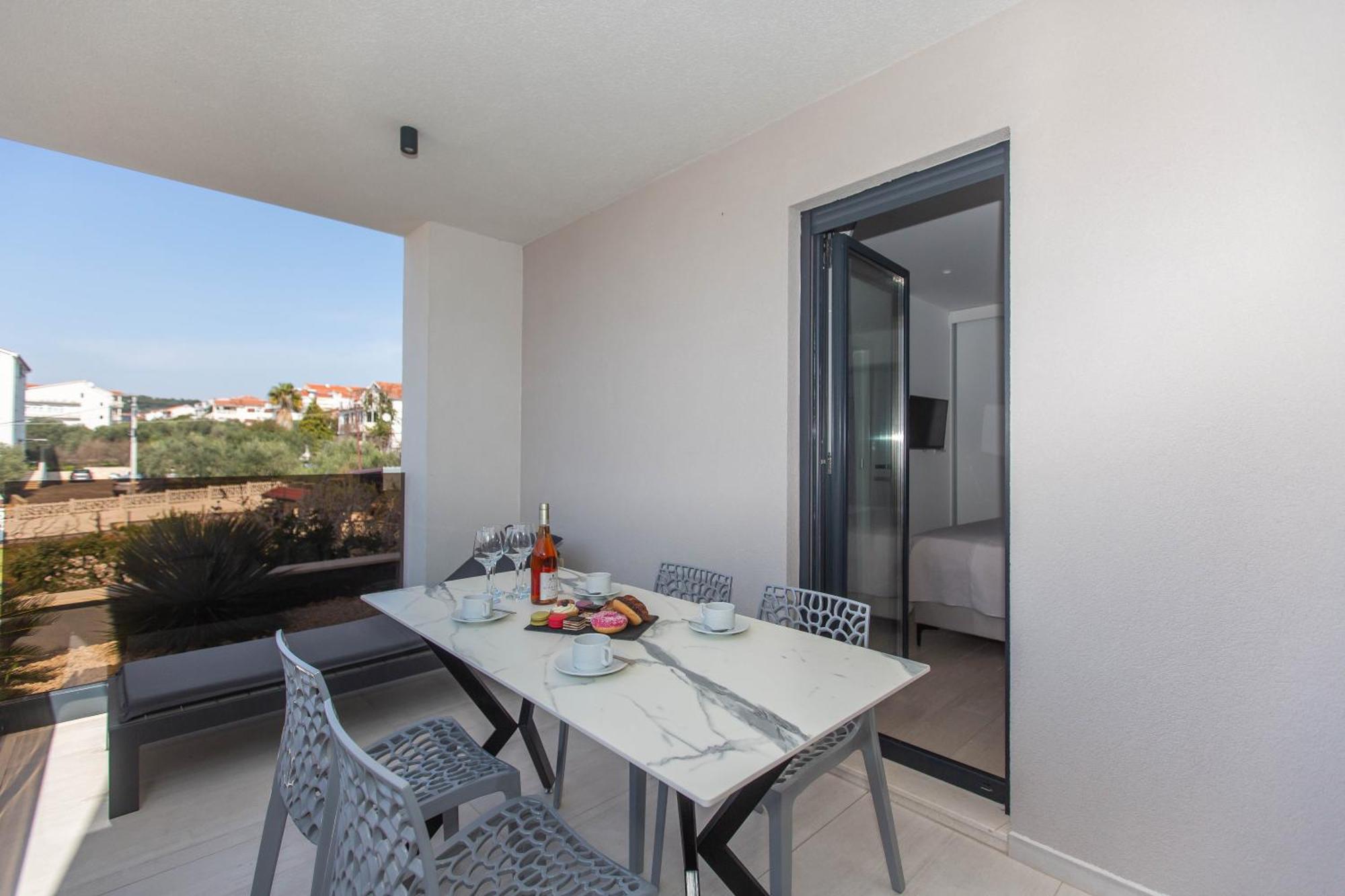 Villa 23 A Heated Pool Trogir Zewnętrze zdjęcie